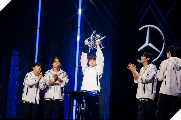 LMHT: Teddy he lo nhung kho khan ma T1 phai trai qua khien chuc vo dich CKTG 2024 tro nen y nghia hon bao gio het LMHT: Teddy hé lộ những khó khăn mà T1 phải trải qua trước khi CKTG 2024 diễn ra