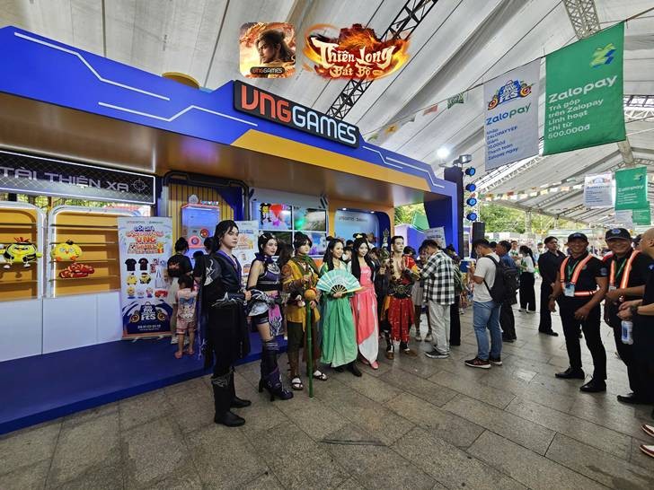 Khám phá hàng ngàn quà tặng từ Thiên Long Bát Bộ VNG tại đại tiệc Zalopay Year End Fest 2024 Khám phá hàng ngàn quà tặng từ Thiên Long Bát Bộ VNG tại đại tiệc Zalopay Year End Fest 2024