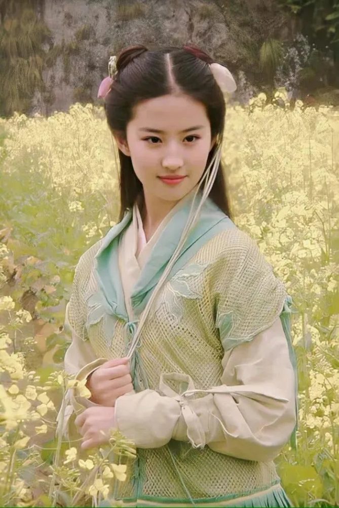 Siêu phẩm cổ trang chiếu 500 lần vẫn đứng top 1 rating, nữ chính đẹp đến mức 20 năm không có đối thủ- Ảnh 9. Siêu phẩm cổ trang chiếu 500 lần vẫn đứng top 1 rating, nữ chính đẹp đến mức 20 năm không có đối thủ- Ảnh 9.