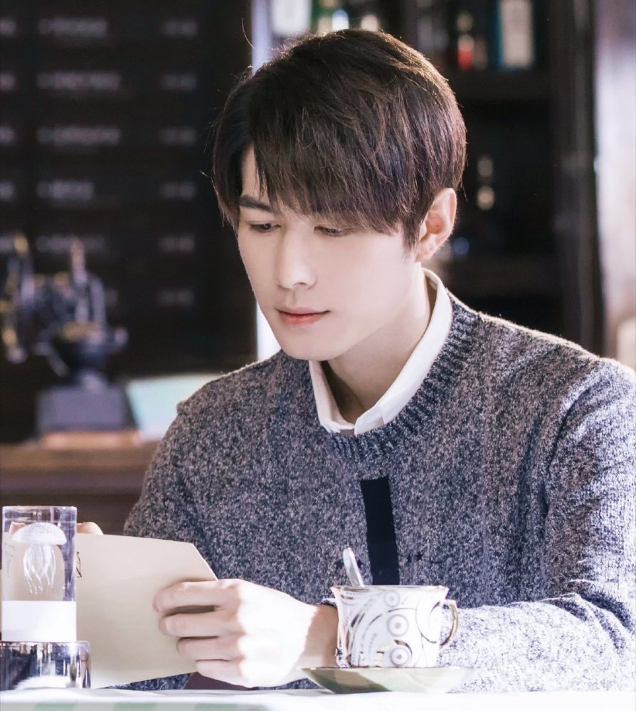 Mỹ nam cứ đóng phim với ai là người đó bị phong sát, đẹp như tượng tạc nhưng xui xẻo không ai bằng- Ảnh 6. Mỹ nam cứ đóng phim với ai là người đó bị phong sát, đẹp như tượng tạc nhưng xui xẻo không ai bằng- Ảnh 6.