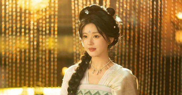 4 sao Hoa ngữ flop nhất 2024: Triệu Lộ Tư xếp thứ 3, hạng 1 cả nhan sắc lẫn diễn xuất đều chạm đáy trieu lo tu 0 2 1733918939327 1733918939878974210785 0 0 524 1000 crop 17339190957271498387269jpg