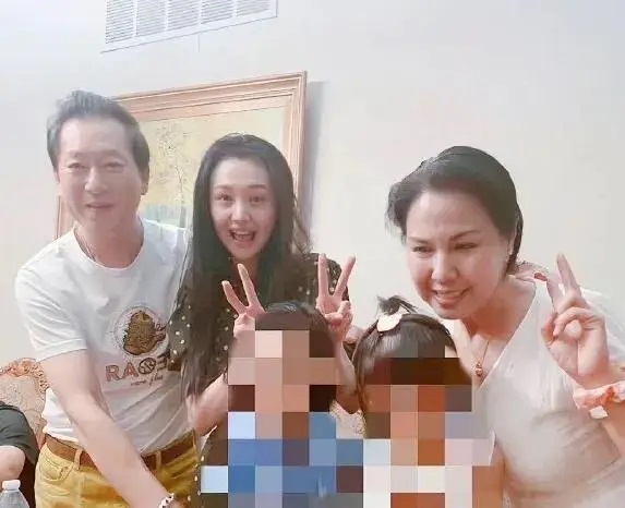 Bức ảnh vạch trần sự giả dối của Trịnh Sảng- Ảnh 3. Bức ảnh vạch trần sự giả dối của Trịnh Sảng- Ảnh 3.