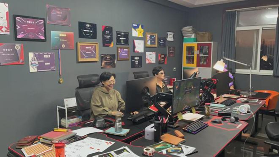 Bà cụ U70 thi đấu Esports, chơi game để tìm niềm vui trong cuộc sống u70 esports 2