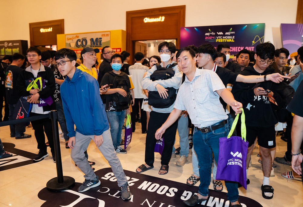 vtcmobilefestival-3 VTC Mobile Festival: Khánh Phương, Winno, V-High và dàn idol “đốt cháy” bữa tiệc cuối năm! vtcmobilefestival 3