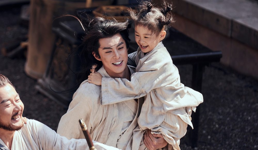 Phim Hoa ngữ mới chiếu đã được hàng triệu người khen nức nở, nam chính vừa đẹp vừa điên khiến netizen cười điên đảo- Ảnh 3. Phim Hoa ngữ mới chiếu đã được hàng triệu người khen nức nở, nam chính vừa đẹp vừa điên khiến netizen cười điên đảo- Ảnh 3.