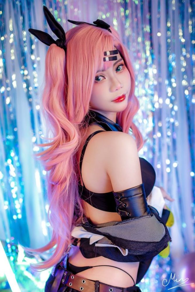 Chiêm ngưỡng bộ ảnh cosplay Nicole Demara từ Zenless Zone Zero được thực hiện bởi Mimmissu17