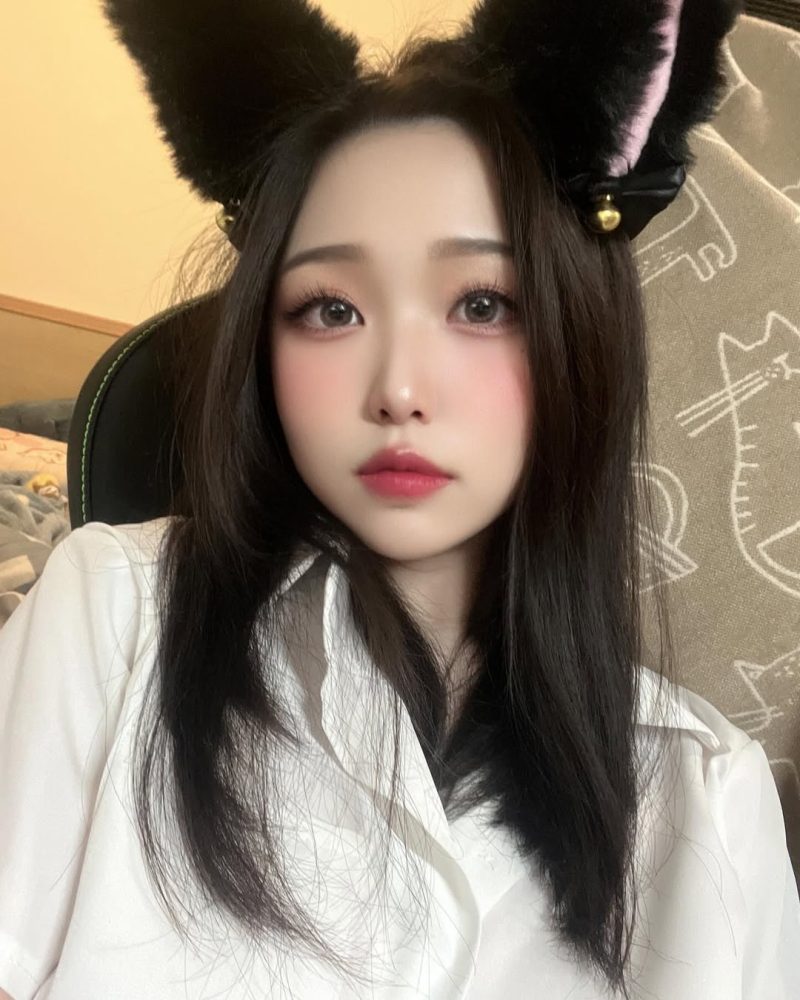 yshqczp Nữ game thủ xứng đáng top 1 server, tung tấm hình nào là nóng bỏng tay tấm đó yshqczp