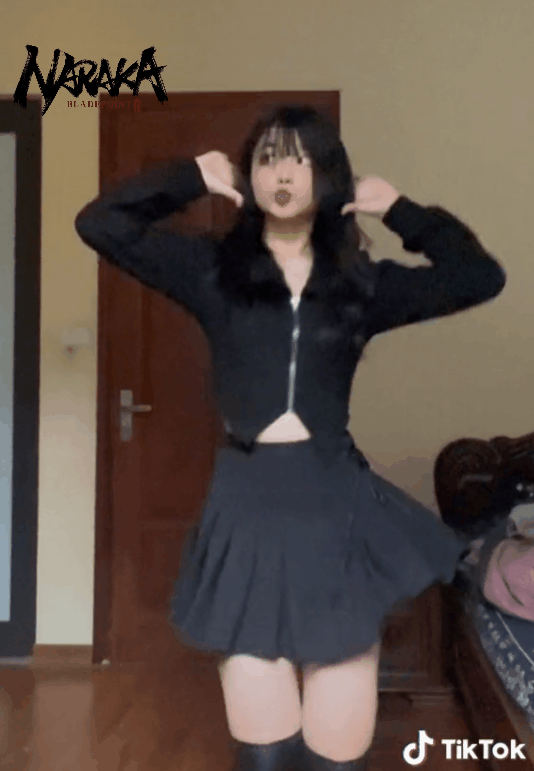 Gái xinh đu trend “kỳ lạ” trên Tiktok: Lắc hông biên độ mạnh thu về… 40 triệu views, “Lisa Việt Nam” cũng không thể cưỡng - Ảnh 4. Gái xinh đu trend “kỳ lạ” trên Tiktok: Lắc hông biên độ mạnh thu về… 40 triệu views, “Lisa Việt Nam” cũng không thể cưỡng - Ảnh 4.