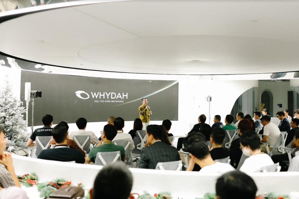Startup Việt mở văn phòng metaverse đầu tiên ở quê nhà - Ảnh 1.