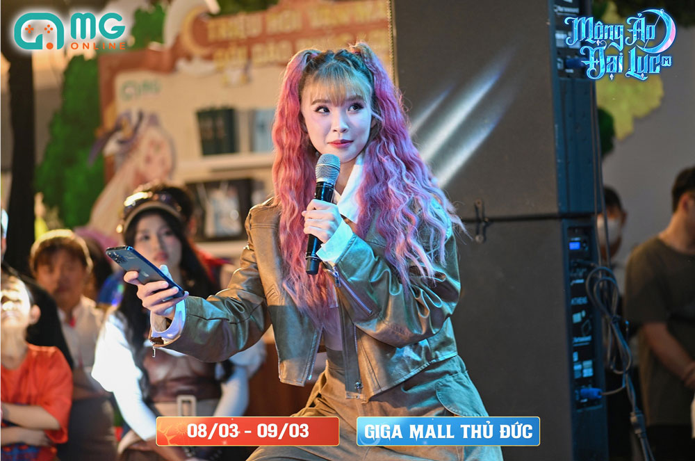 1-2 Sự kiện ra mắt game Mộng Ảo Đại Lục chật kín người chơi tại Gigamall 1 2