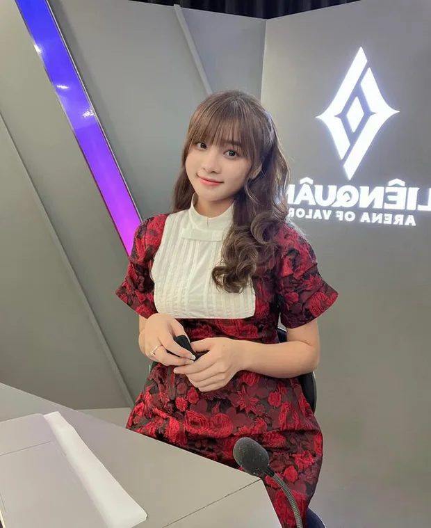 113-4 Game thủ không khỏi lo lắng khi nữ BLV duy nhất của Liên Quân Mobile tiết lộ tình trạng sức khỏe? 113 4