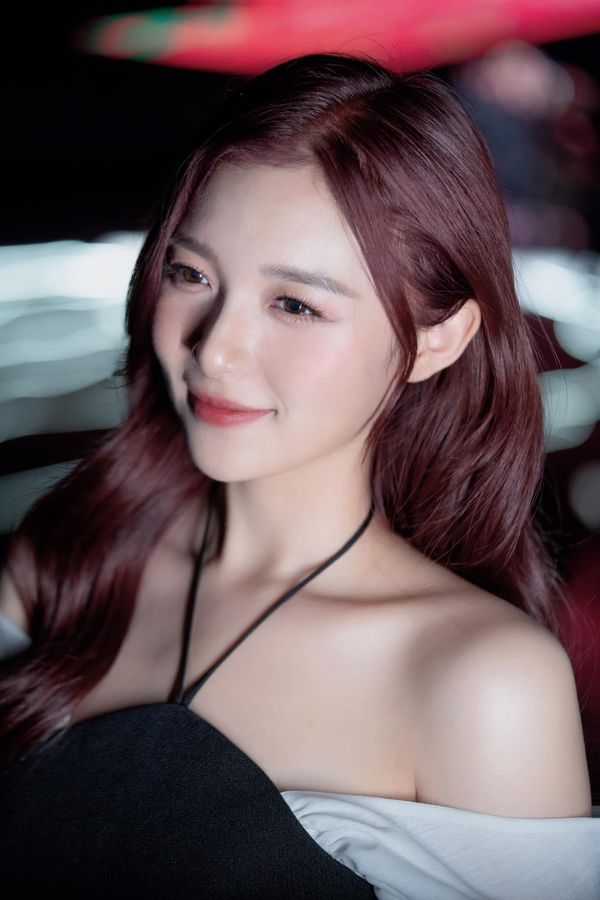 Nữ MC Phương Thảo khoe ảnh cực xinh khiến game thủ "trầm trồ" khen ngợi 123 3