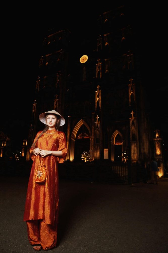 137 Xoài Non đăng ảnh cực xinh xắn, duyên dáng trong bộ áo dài truyền thống 137