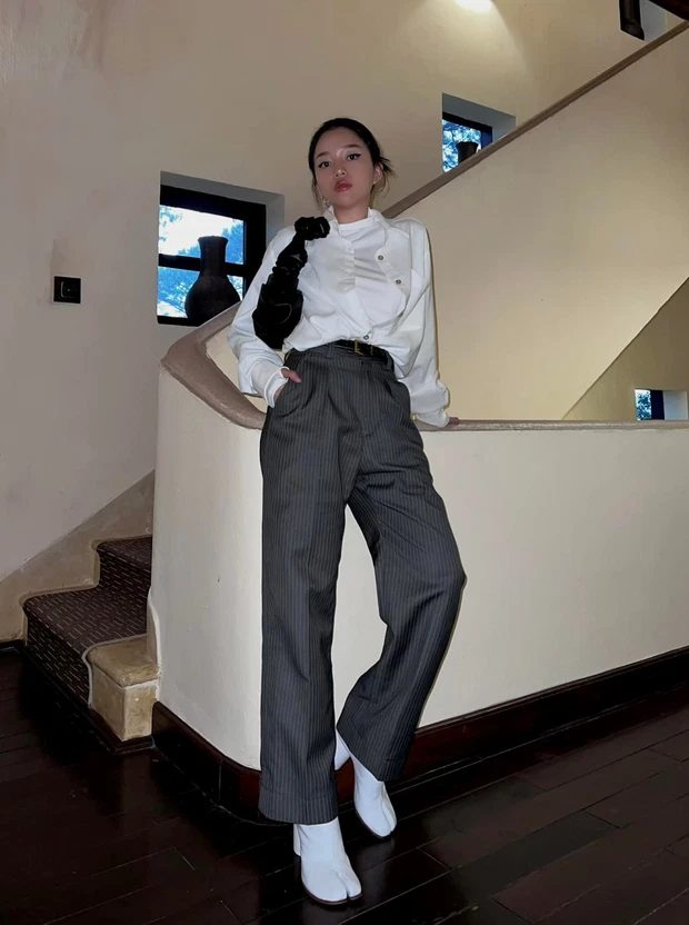 Bất ngờ Linh Ngọc Đàm lại bị Facebook "khoá môi" hẳn 30 ngày, lý do cũng chỉ vì chuyện quen thuộc! 141 4