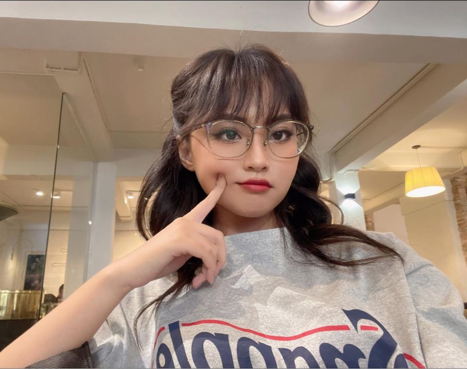 147 Minh Nghi khoe ảnh cực kỳ dễ thương làm game thủ "đứng ngồi không yên" 147