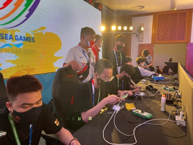 Độc quyền: Trước thời điểm khai mạc SEA Games 31, Team Flash Tốc Chiến Việt Nam đang cảm thấy như thế nào? - Ảnh 7.