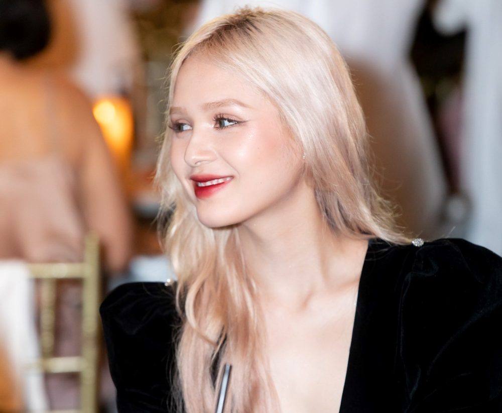 Cận cảnh nhan sắc Xoài Non, đẹp đến mức Linh Ngọc Đàm thừa nhận đó là "ngoại lệ" - Ảnh 5. Cận cảnh nhan sắc Xoài Non, đẹp đến mức Linh Ngọc Đàm thừa nhận đó là "ngoại lệ" - Ảnh 5.