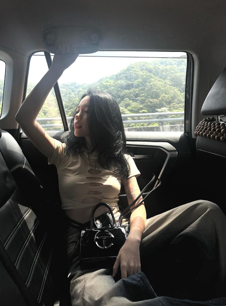 Không tự nhiên mà đẹp, Linh Ngọc Đàm chia sẻ về ba lần thẩm mỹ đáng nhớ - Ảnh 2. Không tự nhiên mà đẹp, Linh Ngọc Đàm chia sẻ về ba lần thẩm mỹ đáng nhớ - Ảnh 2.