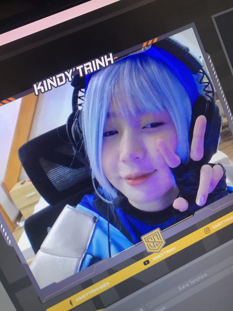 Hot girl "tình duyên lận đận" lộ diện mặt mộc, fan game có thất vọng? - Ảnh 3. Hot girl "tình duyên lận đận" lộ diện mặt mộc, fan game có thất vọng? - Ảnh 3.