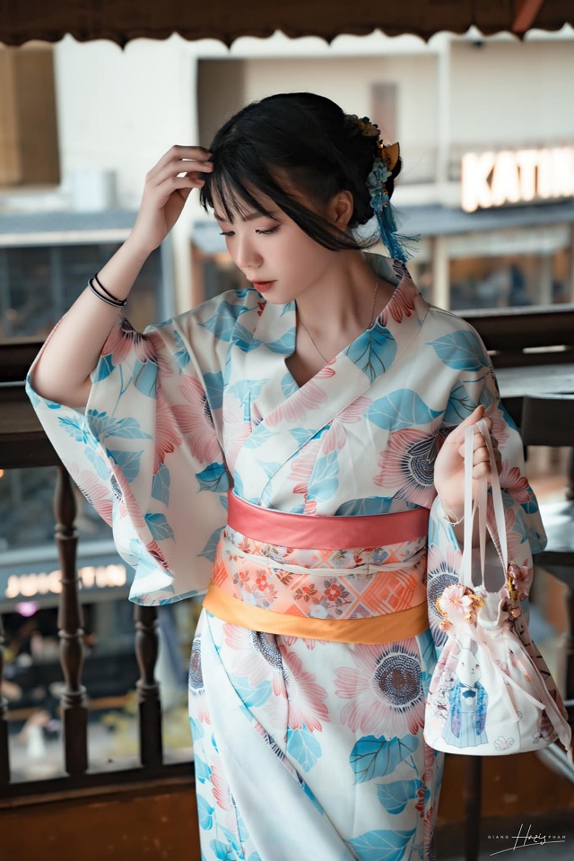 Hai hot girl cùng vào vai "gái Nhật", anh em game thủ rơi vào thế khó vì ai cũng đẹp như tình đầu! - Ảnh 1.