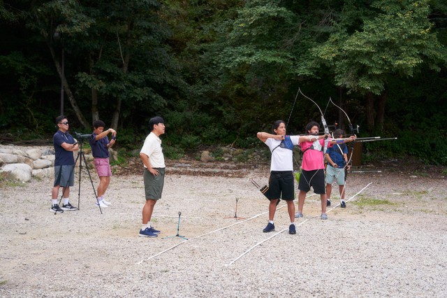 1731917995-11-4-9603-width640height426 Trên nền những tình tiết buồn cười