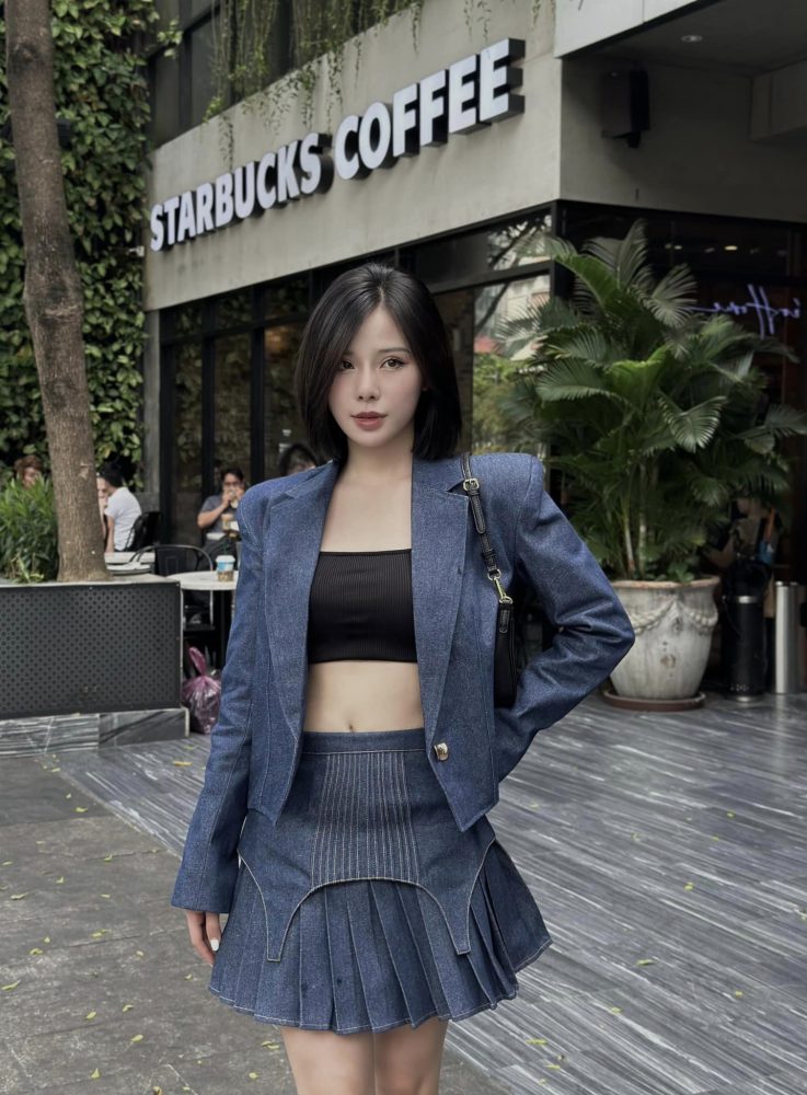 21-4 MC Minh Anh khoe body "cực cháy" khiến cộng đồng game thủ "đứng ngồi không yên" 21 4