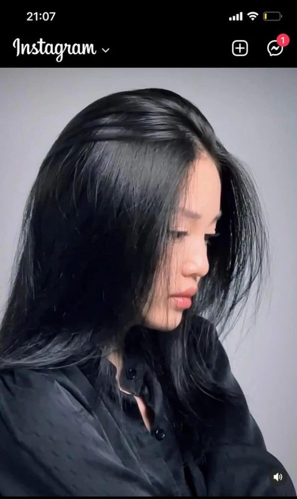 Bất ngờ Linh Ngọc Đàm đăng bộ ảnh tâm trạng nhưng lại ẩn đi một hình ảnh trong đêm? 210 1 1