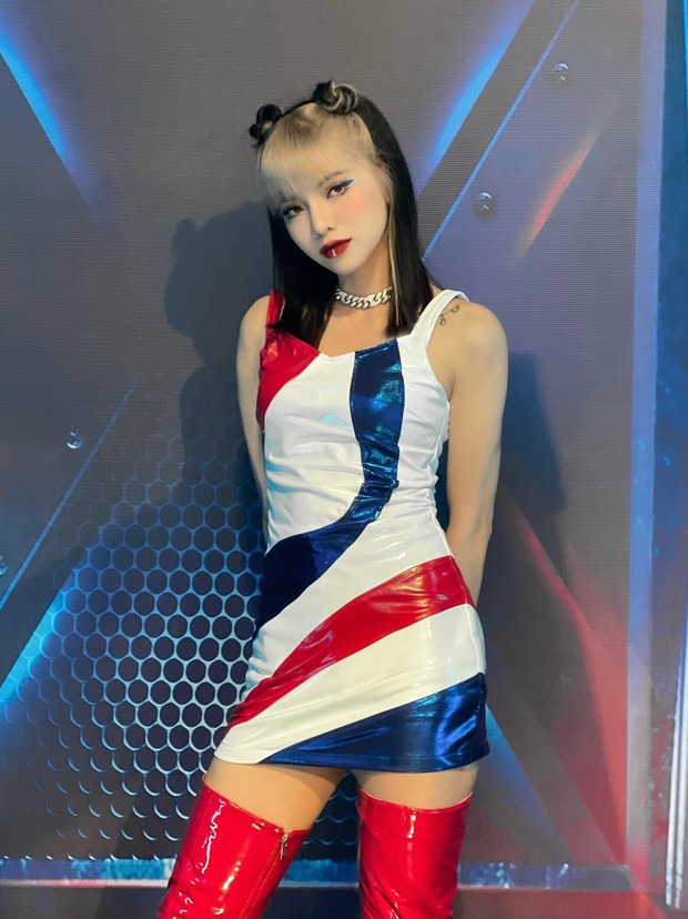 Hot girl thi nhau biến hình Barbie, nữ rapper nổi tiếng Free Fire cũng không kém cạnh - Ảnh 3. Hot girl thi nhau biến hình Barbie, nữ rapper nổi tiếng Free Fire cũng không kém cạnh - Ảnh 3.