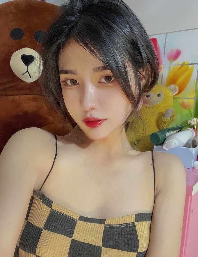 27193275712883446449783532210561759963127088n-16499024256511093242983 Tuyển thủ Saigon Phantom bức xúc vì fangirl "bôi nhọ" hình ảnh, nữ chính tiết lộ có lý do chính đáng 27193275712883446449783532210561759963127088n 16499024256511093242983