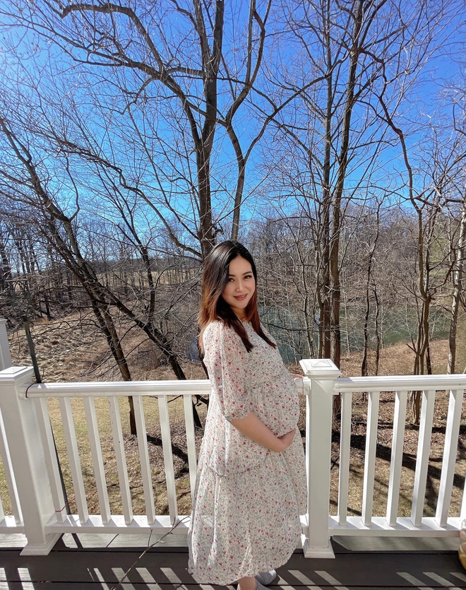 Độc quyền: Chuyện tình “cổ tích giữa đời thường" của Nam Blue: “Không cầu hôn, tình yêu như duyên trời định" 2741800615209157093934155954324116818001499n 16455899053801644474640