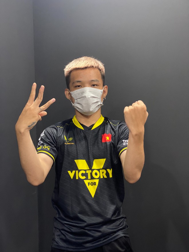 2745423873132520042060542487190804926284826n-1645616711791161665517 Phía sau những khoảnh khắc “ngầu đét" trên sóng, tuyển thủ V Gaming bị bạn gái “bóc phốt” không thương tiếc 2745423873132520042060542487190804926284826n 1645616711791161665517