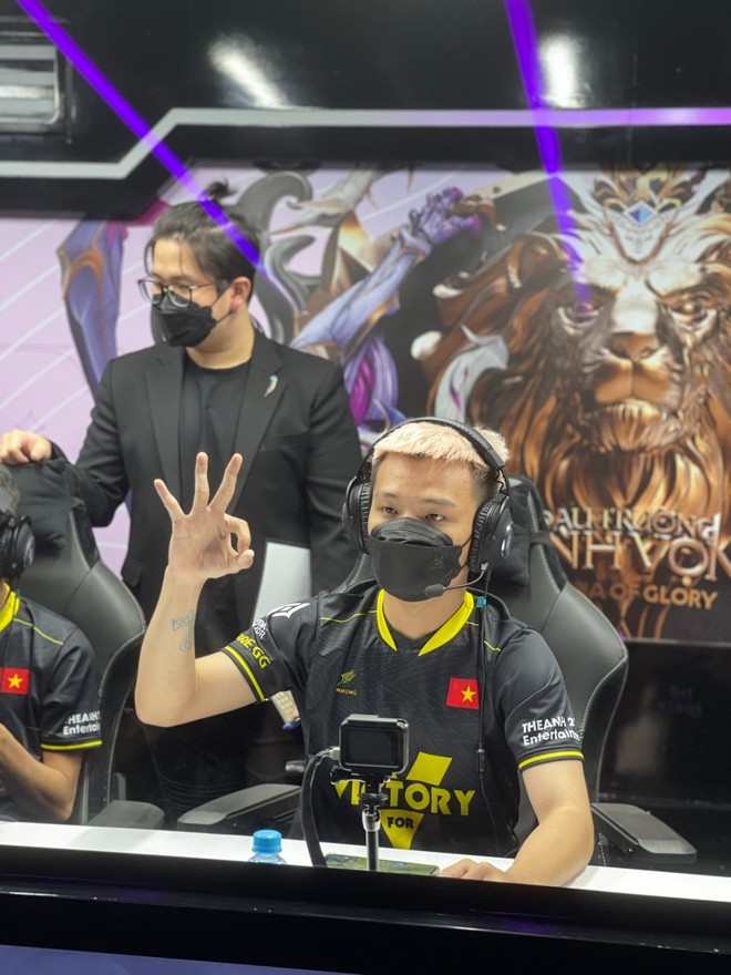 274616881313251837539404468404300735627710n-16456167125781473919949 Phía sau những khoảnh khắc “ngầu đét" trên sóng, tuyển thủ V Gaming bị bạn gái “bóc phốt” không thương tiếc 274616881313251837539404468404300735627710n 16456167125781473919949