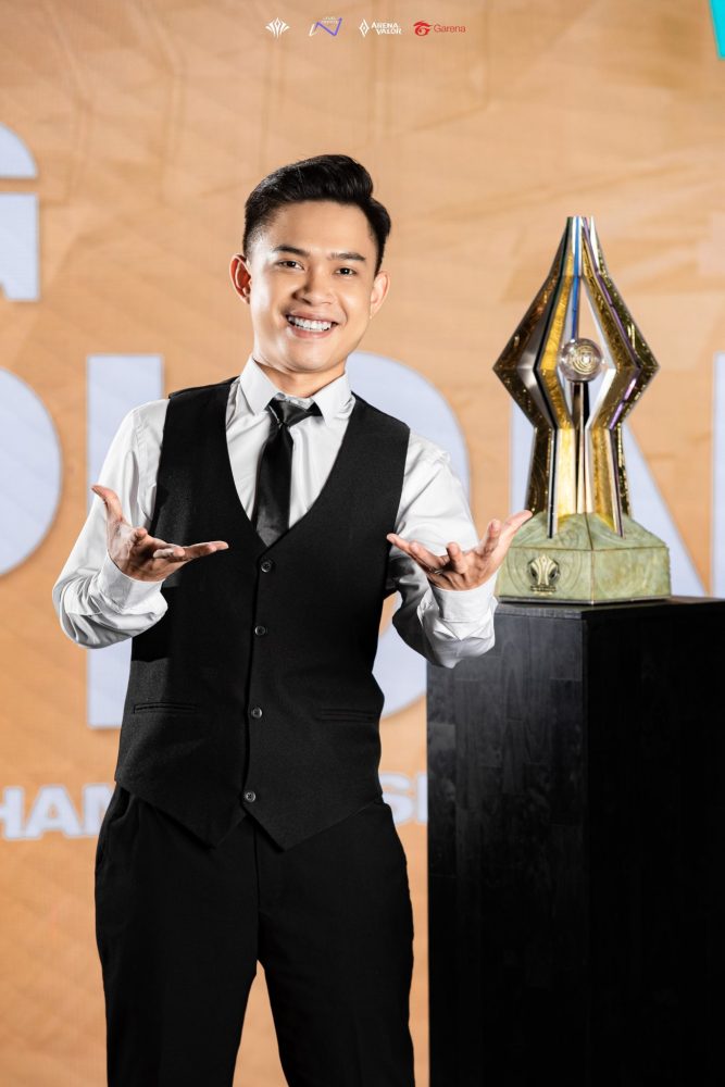 Chân dung Han - đội trưởng đẹp trai, tài giỏi lại hiếu thuận của V Gaming - Ảnh 1. Chân dung Han - đội trưởng đẹp trai, tài giỏi lại hiếu thuận của V Gaming - Ảnh 1.