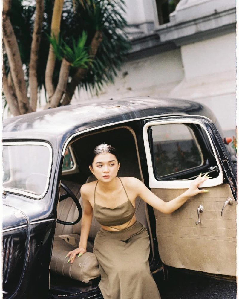 29714597016840300386331743863744465532350762n-16790998336861812123983-1679110821658-16791108238371664260083 Bốn năm sau khoảnh khắc bị chụp lén gây bão, hot girl 2002 'lột xác' khó nhận ra 29714597016840300386331743863744465532350762n 16790998336861812123983 1679110821658 16791108238371664260083