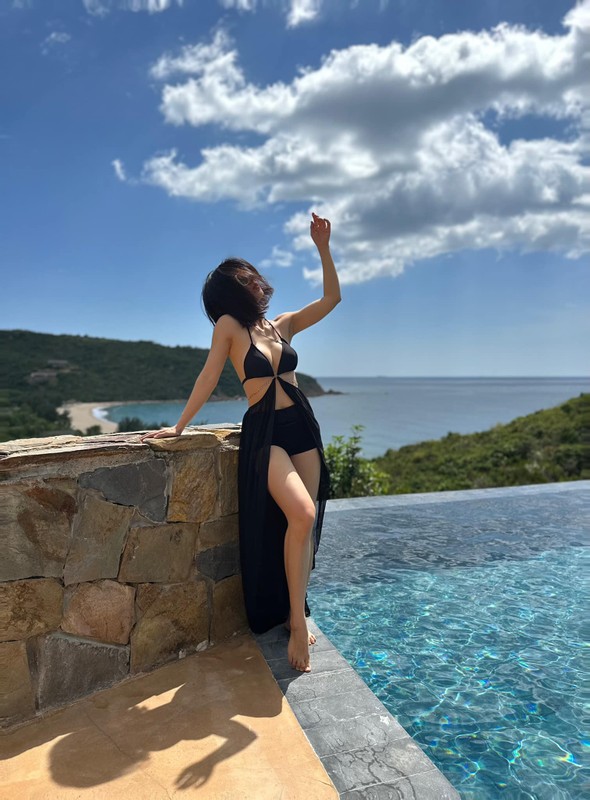 "Hot girl Kem Xôi" tái xuất, khoe vóc dáng cực nét khiến người xem "quên lối về" - Ảnh 2.