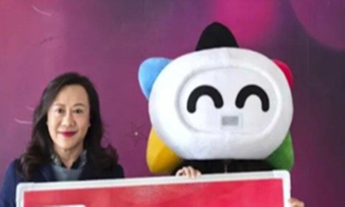 Trúng số độc đắc, người đàn ông có hành động đi vào lòng hội chị em, được dân mạng vỗ tay rần rần - Ảnh 2. Trúng số độc đắc, người đàn ông có hành động đi vào lòng hội chị em, được dân mạng vỗ tay rần rần - Ảnh 2.