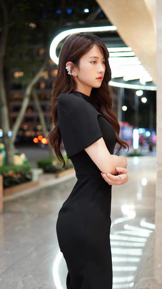 3072040426267423955015621348480242794354055n-16760033571541297817138-1676016766037-16760167664011483799749 Lấn sân môn nghệ thuật thứ 7, hot TikToker nóng bỏng: 'Mong mọi người không nhắc đến tên Lê Bống' 3072040426267423955015621348480242794354055n 16760033571541297817138 1676016766037 16760167664011483799749