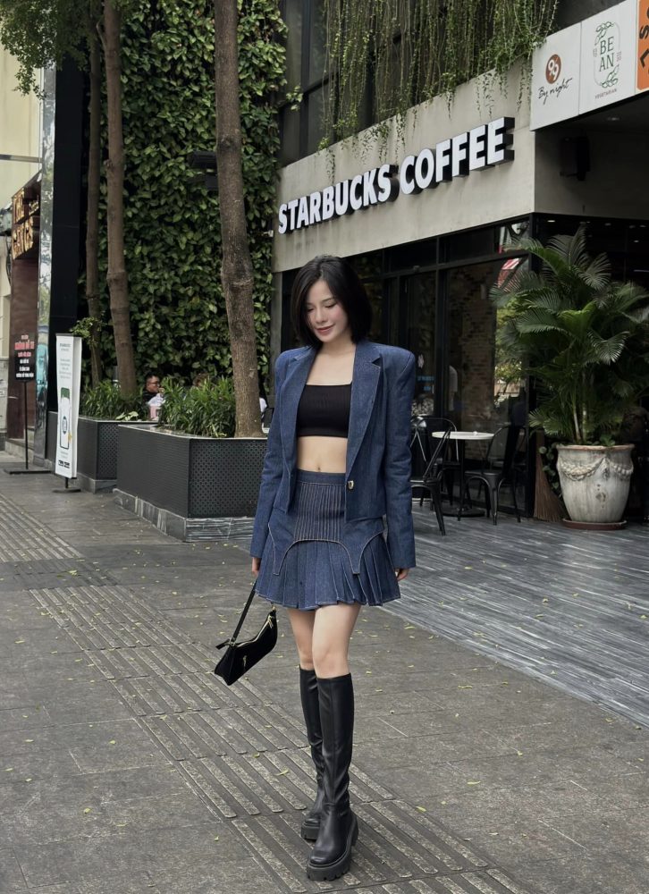 31-2 MC Minh Anh khoe body "cực cháy" khiến cộng đồng game thủ "đứng ngồi không yên" 31 2