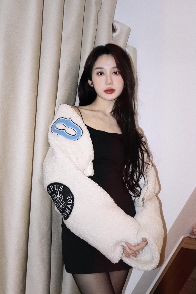 Chân dung những mỹ nhân Gen Z hot nhất làng game Việt 3182229087059950142165022736376939743571058n 1670321872624249714841 1670383728118 1670383728258564403756