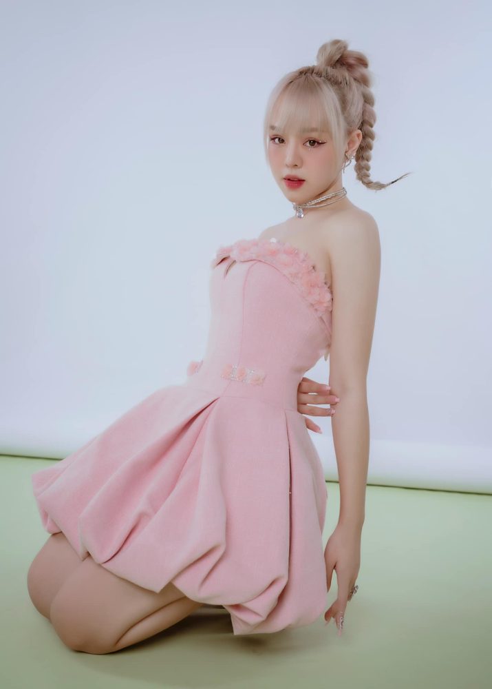 32342705313156446492870531337835841249420594n-16752383801591761343081-1675308918792-16753089189041801738488 Bóng hồng Thảo Trang hé lộ danh tính bạn trai, tiết lộ sắp hội ngộ ở Việt Nam? 32342705313156446492870531337835841249420594n 16752383801591761343081 1675308918792 16753089189041801738488