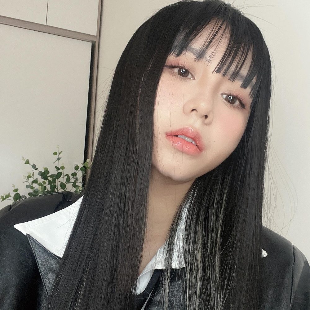 Sau liên hoàn "phốt", hiện tượng mạng "cô giáo Vật lý" Minh Thu làm nhà sáng tạo nội dung - Ảnh 3. Sau liên hoàn "phốt", hiện tượng mạng "cô giáo Vật lý" Minh Thu làm nhà sáng tạo nội dung - Ảnh 3.