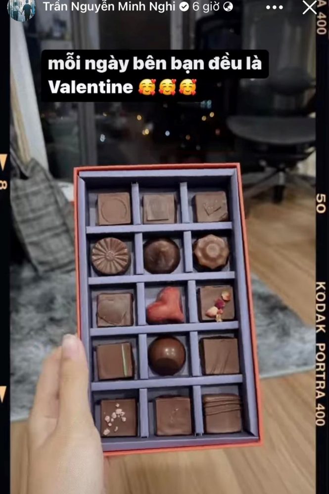 Làm việc chăm chỉ, MC hot nhất LMHT 'khóa môi' ông xã, làm quà tự thưởng cho bản thân - Ảnh 4.