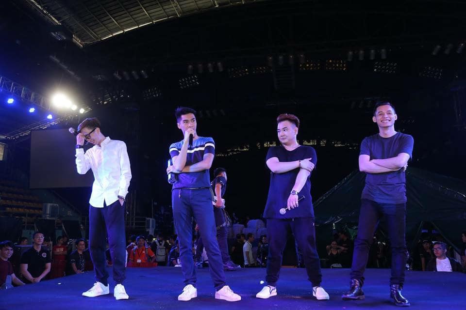 'Cay sống mũi' với hình ảnh xúc động nhất tại chương trình của Độ Mixi - Ảnh 4.