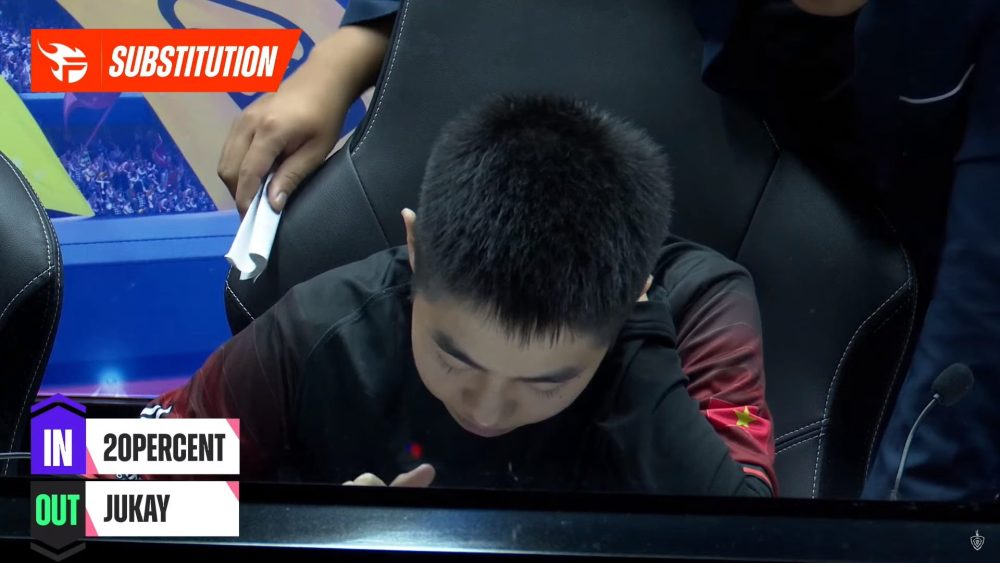 Bạn gái tuyển thủ VGaming dùng 'trend' phát ngôn cực 'đắng' về phong độ của Team Flash - Ảnh 2.