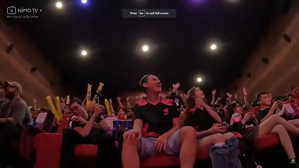 Ngắm thời trang đi dự sự kiện của Mina Young, nữ streamer khiến fan hiểu lầm tai hại - Ảnh 2. Ngắm thời trang đi dự sự kiện của Mina Young, nữ streamer khiến fan hiểu lầm tai hại - Ảnh 2.