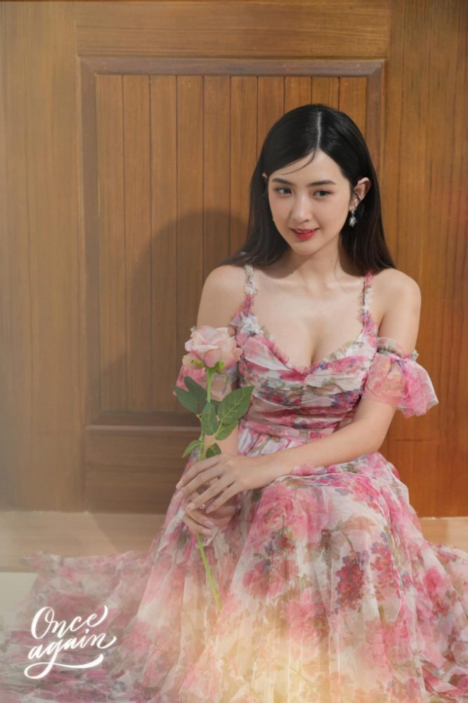 "Vợ quốc dân" nổi tiếng Liên Quân gây náo loạn, còn đòi tác động vật lý đối phương, chuyện gì đang xảy ra? - Ảnh 2. "Vợ quốc dân" nổi tiếng Liên Quân gây náo loạn, còn đòi tác động vật lý đối phương, chuyện gì đang xảy ra? - Ảnh 2.