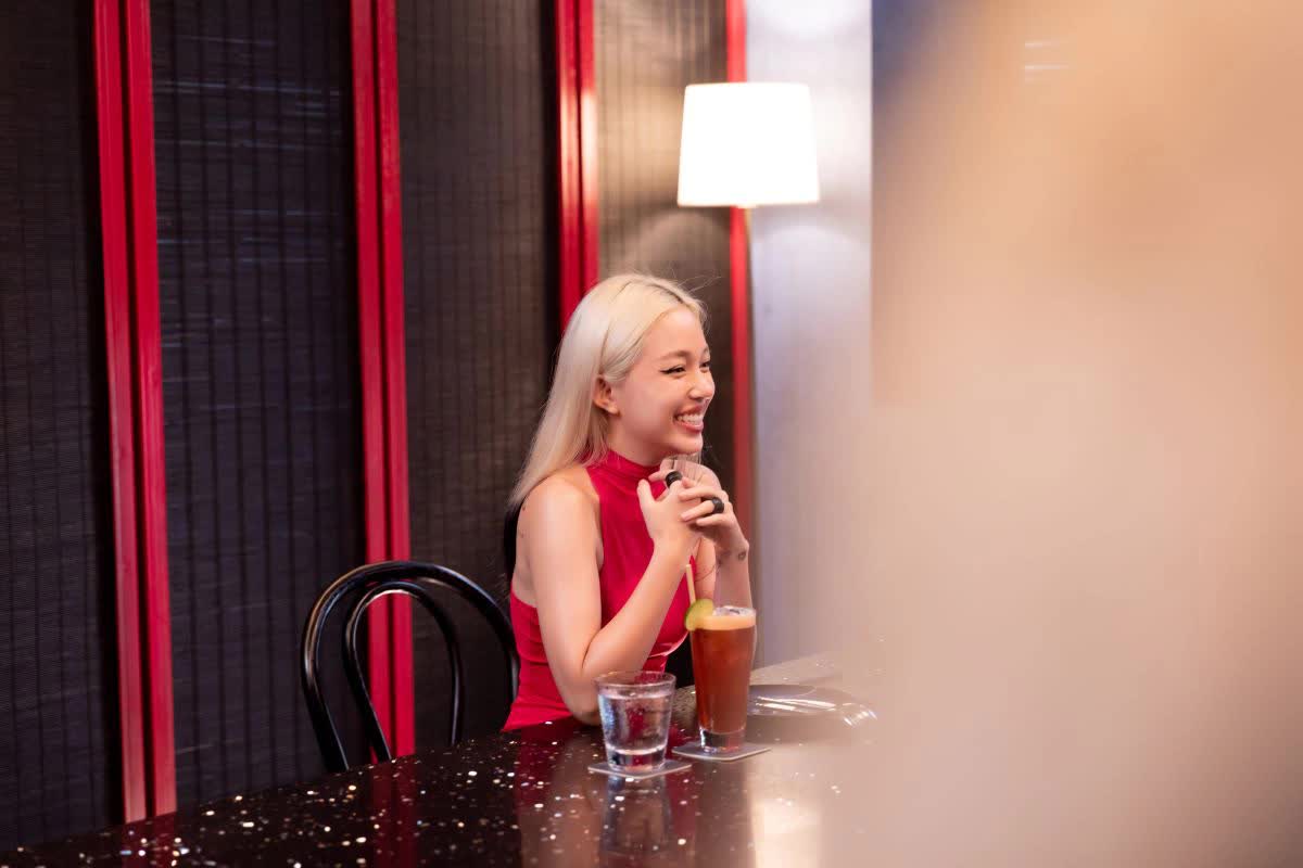 Linh Ngọc Đàm có phát biểu bất ngờ về tất cả bạn trai của mình - Ảnh 3. Linh Ngọc Đàm có phát biểu bất ngờ về tất cả bạn trai của mình - Ảnh 3.