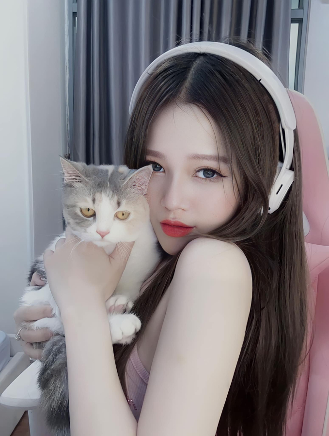 Tham gia show hẹn hò nhưng từ chối 3 "mối" yêu đương, gái xinh bị "chảnh"? - Ảnh 2. Tham gia show hẹn hò nhưng từ chối 3 "mối" yêu đương, gái xinh bị "chảnh"? - Ảnh 2.