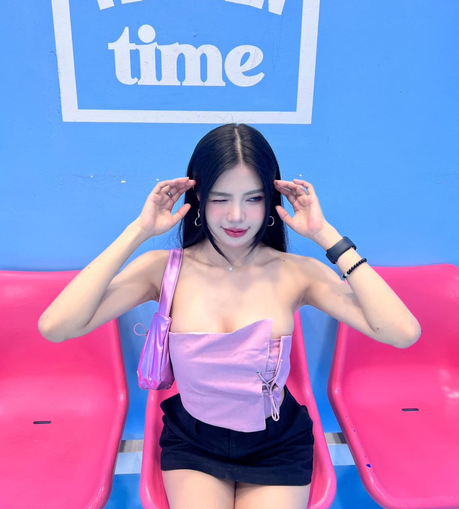 Nữ MC quyến rũ nhất làng game Việt khoe trình ngoại ngữ trôi chảy, hé lộ mục tiêu lớn nhất - Ảnh 1. Nữ MC quyến rũ nhất làng game Việt khoe trình ngoại ngữ trôi chảy, hé lộ mục tiêu lớn nhất - Ảnh 1.