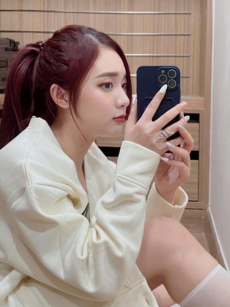 37-4 MC Phương Thảo diện đồ cực xinh nhận được "cơn mưa" khen ngợi từ dân mạng 37 4